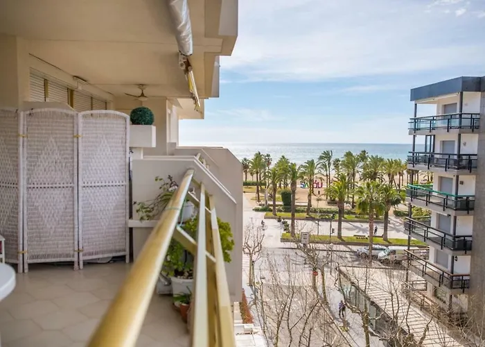 Acogedor Apartamento En Primera Linea De Playa